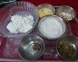 केसर इलायची श्रीखंड (Kesar elaichi shrikhand recipe in hindi) रेसिपी चरण 1 फोटो