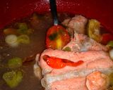 Foto langkah ke 7 dari resep Sop Kepala Ikan Salmon.