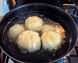 Foto del paso 2 de la receta: BOLAS De Fraile,🍪rebozadas con Canela y Ázucar😋...!