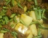 A picture of step 2 of Long yard beans and Mince ki sabzi.