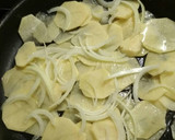 Foto del paso 1 de la receta: Cabracho al horno con patatas panadera y gulas