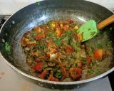 A picture of step 3 of Garlic spinach paneer.