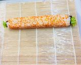 Hình bước làm 3 của món Sushi trứng cá