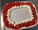 Une image de l'étape 4 de Salade de tomates et poivrons rouges grillés à la mozzarella et coriandre.