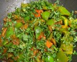A picture of step 5 of Bellpepper Mushroom Gravy.