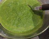 Une image de l'étape 5 de Gaspacho de radis et son velouté de fanes.
