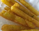 Foto langkah ke 3 dari resep Stik Kentang Keju.