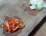 Foto langkah ke 2 dari resep Cah Kangkung saus Tiram.