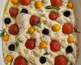 Foto del paso 4 de la receta: FOCACCIA🌿🍅Con Uchuvas🫒 y Más...!