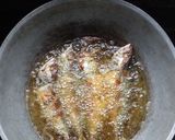 Foto langkah ke 5 dari resep Ikan kembung goreng resep ibu. (5).