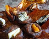 A picture of step 4 of Stuffed figs and dates with cheese / nuts.