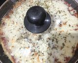Foto langkah ke 9 dari resep Italian Thin Crust Pizza.