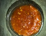 A picture of step 1 of Lahsan chutney.
