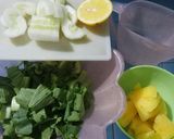 Foto langkah ke 2 dari resep Green Smoothie Pokcoy.