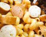 A picture of step 5 of Stuffed Sausage Pasta.