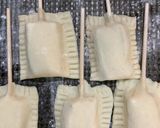 Foto del paso 3 de la receta: Paletitas de brie fritas