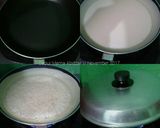 Foto langkah ke 3 dari resep Martabak Manis Coklat Susu Keju <No ragi>.