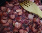 Foto langkah ke 3 dari resep Selai Strawberry Homemade.