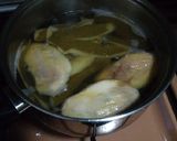 Foto langkah ke 3 dari resep Sirup Kulit dan Biji Mangga.