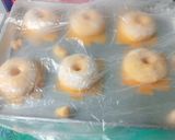 Foto langkah ke 4 dari resep Donat Ubi Kuning.