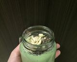 Foto langkah ke 3 dari resep Matcha Banana Yogurt with Almond and Chia Seeds.