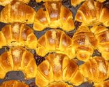صورة لخطوة 5 من وصفة كرواصون صنع منزلي 🥐