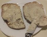 Foto del paso 4 de la receta: Tostada con queso crema