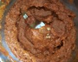 A picture of step 2 of Homemade Schezwan Chutney.
