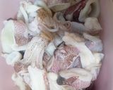 Foto langkah ke 2 dari resep Cumi Basah Pedas.