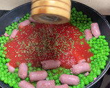 Foto del paso 4 de la receta: Guisantes con salchichas