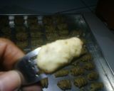 Foto langkah ke 4 dari resep Kue kacang renyah.