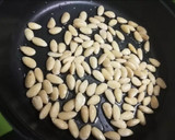 Foto del paso 1 de la receta: Ajoblanco de almendras y pistachos