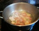 Foto del paso 2 de la receta Arroz con pollo y jamón curado con setas y tomate secos