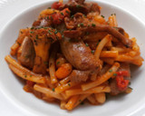 Foto del paso 8 de la receta: Fideos a la cazuela y fessolets con salchichas y rebozuelos