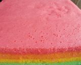 Foto langkah ke 6 dari resep Rainbow Mini Roll Cake.