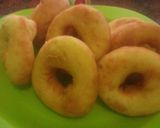 Foto langkah ke 5 dari resep Donat Sederhana Anti Gagal.