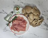 A picture of step 1 of Baked Chicken Strips with Mushrooms.