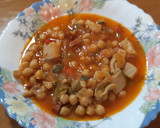 Foto del paso 6 de la receta: Potaje de garbanzos y sepia