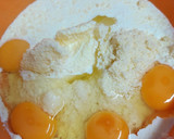 Foto del paso 3 de la receta: Flan di Parmigiano en ensalada con vinagreta de frutos rojos