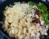 A picture of step 3 of Masala Mac and Cheese.