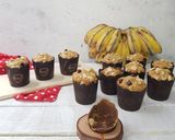 Foto langkah ke 9 dari resep Banana Muffin empuk simple dan enak.
