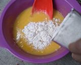 Foto langkah ke 4 dari resep Bolu karamel.