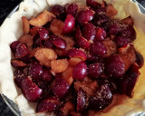 Foto del paso 3 de la receta: Tarta de hojaldre con ciruelas