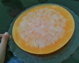 Foto langkah ke 4 dari resep Puding susu nata de coco and biskuit ala windaevi.