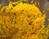 A picture of step 3 of Chrysanthemums Sushi.