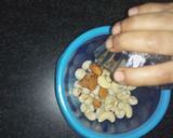 A picture of step 1 of Dry fruit kheer.