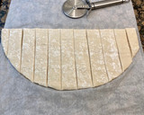 Foto del paso 5 de la receta: Lazos de hojaldre rellenos con cabello de ángel