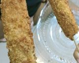 Foto langkah ke 6 dari resep Corn dog Sosis Mozarella Olahan Roti Tawar.