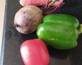 ફુ્ટ અને વેજીટેબલ સલાડ (Fruit Vegetable Salad Recipe In Gujarati) રેસીપી સ્ટેપ1ફોટો