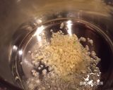 A picture of step 5 of Taiwanese Braised Pork Noodles.